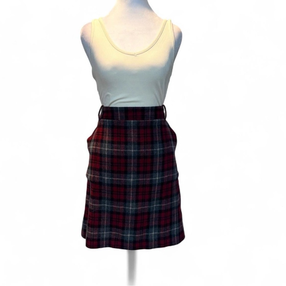 EDDIE BAUER Size 10 Red Gray Plaid Wool Lined Pencil Skirt Waist 34” Length 20”